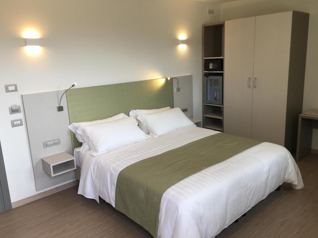 פולה Hotel Stele Di Nora מראה חיצוני תמונה